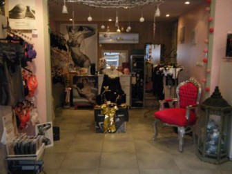 LE BOUDOIR DE JADE, Professionnel de la lingerie dans la Drôme